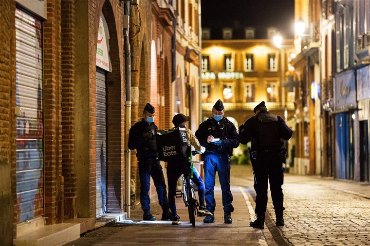 W Hiszpanii wprowadzono godzin policyjn