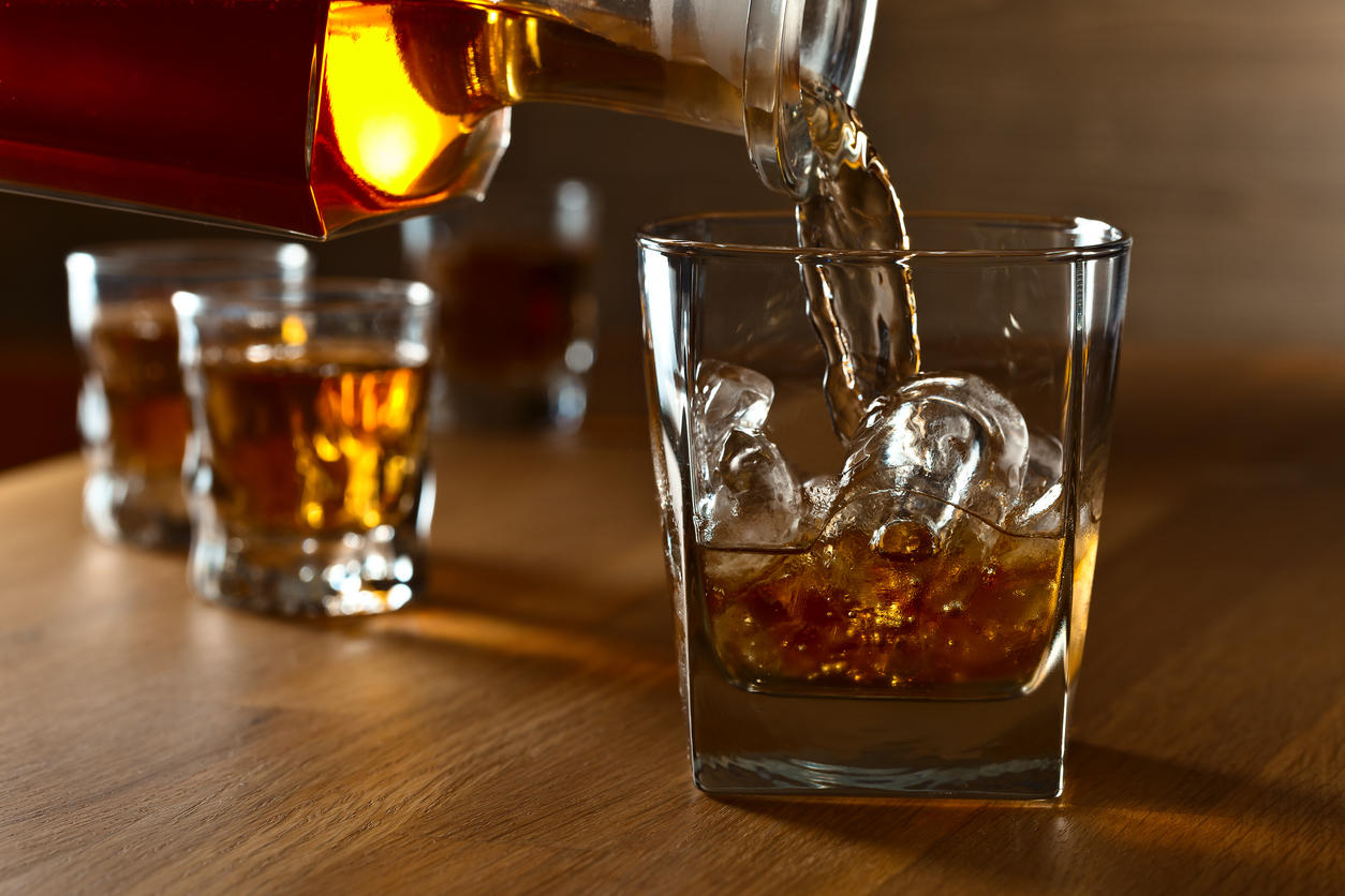 Syntetyczny alkohol, ktry nie powoduje kaca, moe trafi do sprzeday ju niebawem