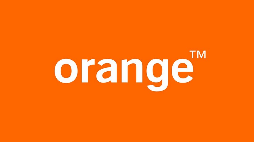 Orange ostrzega przed kosztownymi guchymi telefonami