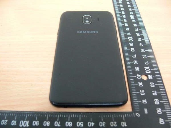 Zdjcia Samsung Galaxy J4 na ywo