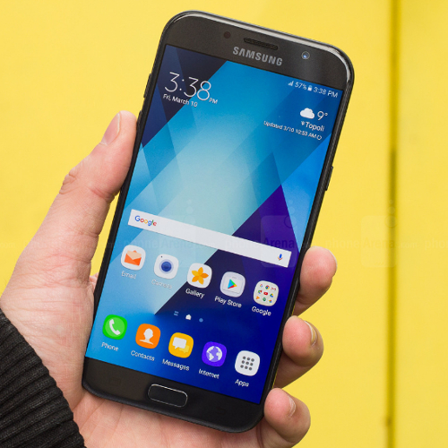 Samsung Galaxy A7 2018 moe by wydany w limitowanej 6-calowej edycji