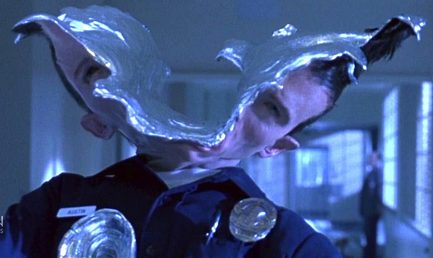 Powsta pynny metal jak ze science-fiction
