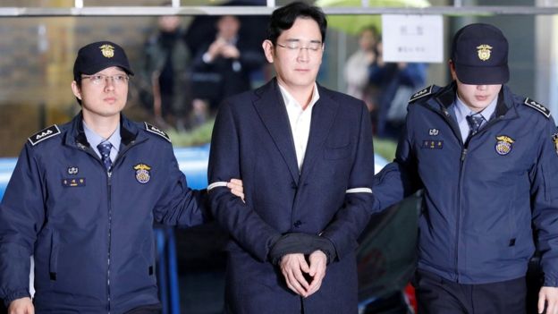 Lee Jae-yong, spadkobierca Samsung, skazany zosta na pi lat wizienia