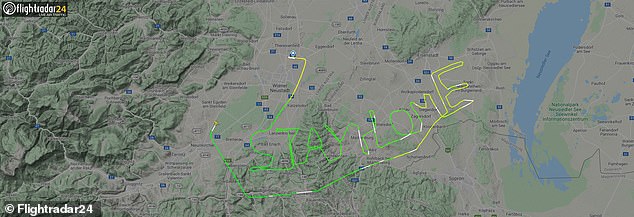 Austriacka fantazja, czyli jak pilot napisa ludziom na niebie, co maj robi w trakcie pandemii