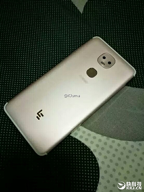 LeEco z podwjnym aparatem