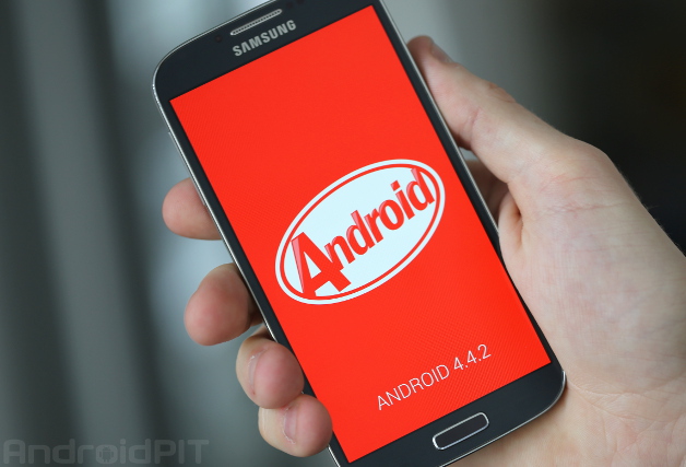 Midzynarodowa wersja galaxy S4 otrzymaa aktualizacj do Androida KitKat