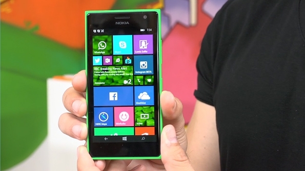 Nokia Lumia 735 dostepna z umow w Verizon za 80 dolarw .