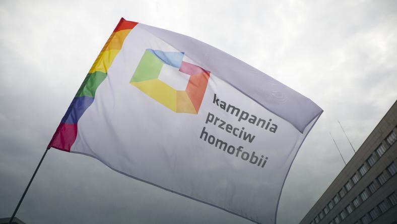 Kampania Przeciw Homofobii chce pozwa TVP