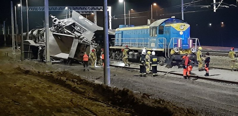 Takie rzeczy rzadko si zdarzaj - pocig odjecha bez maszynisty i wykolei si