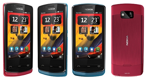 W jaki spos�b zdj�� simlocka w Nokia 700 ?
